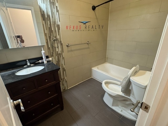 14-32 College Point Boulevard - Photo 6