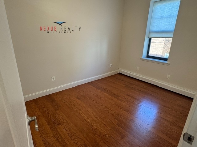 14-32 College Point Boulevard - Photo 3