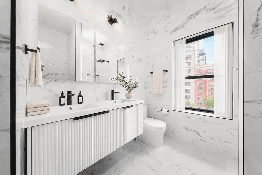 111 Reade Street - Photo 6