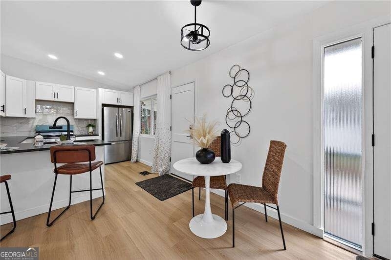 201 Lydia Drive Se - Photo 4