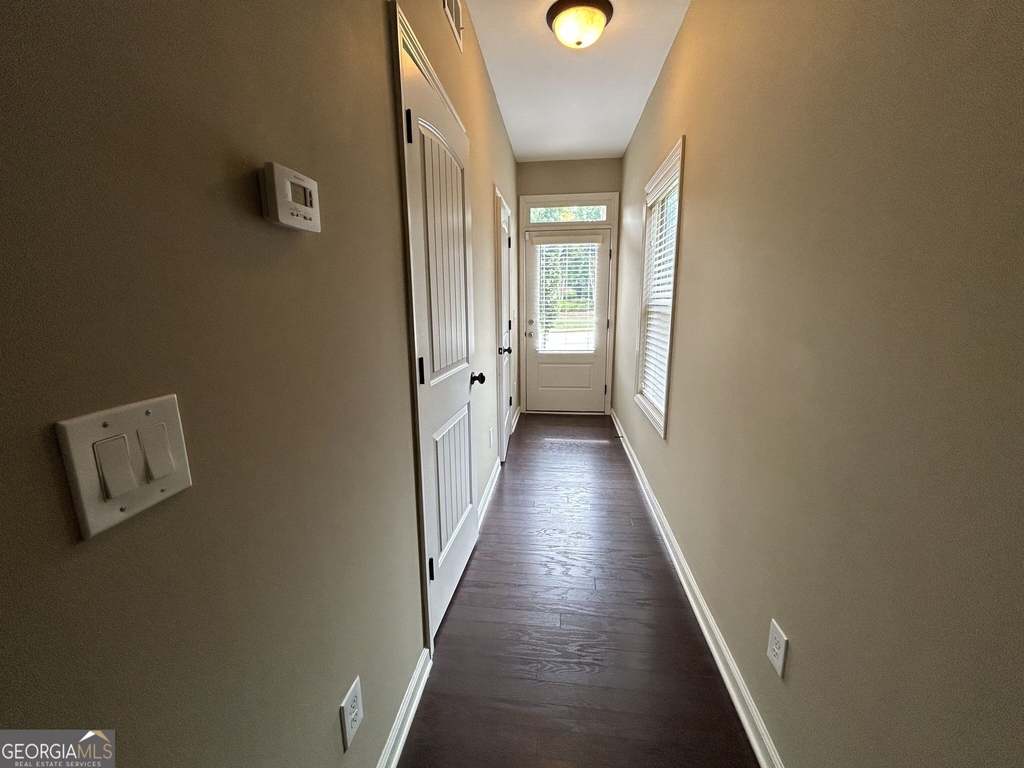 607 Summit Point - Photo 7