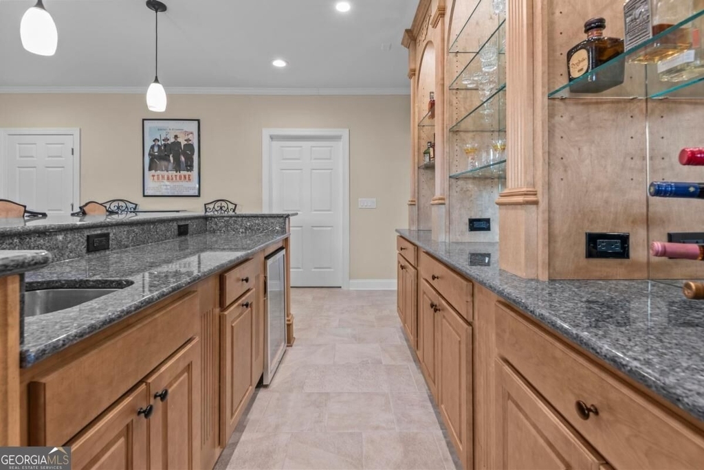 1011 Lofter Place - Photo 46