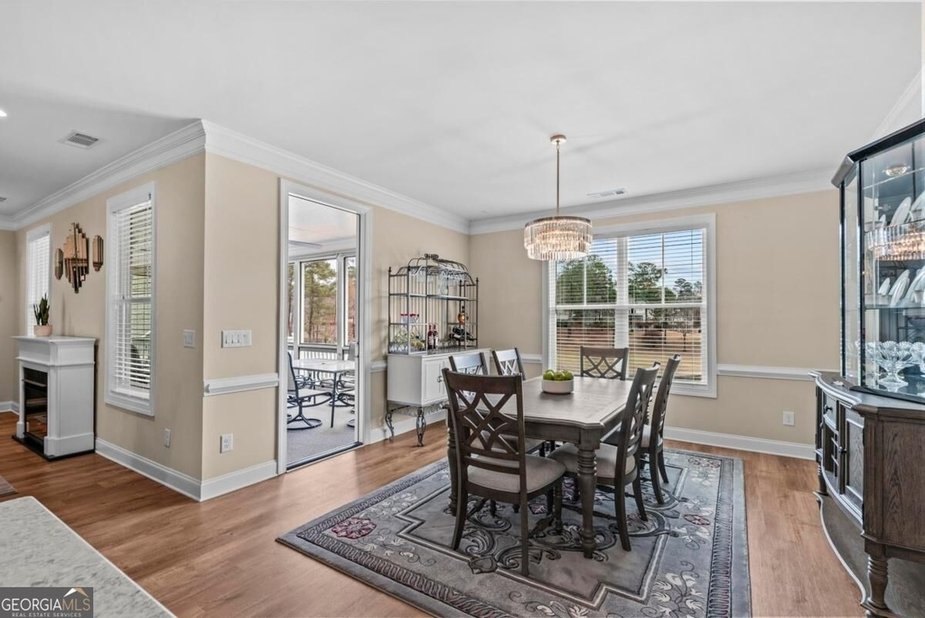 1011 Lofter Place - Photo 19