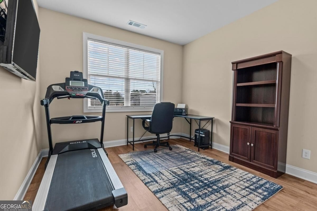 1011 Lofter Place - Photo 37