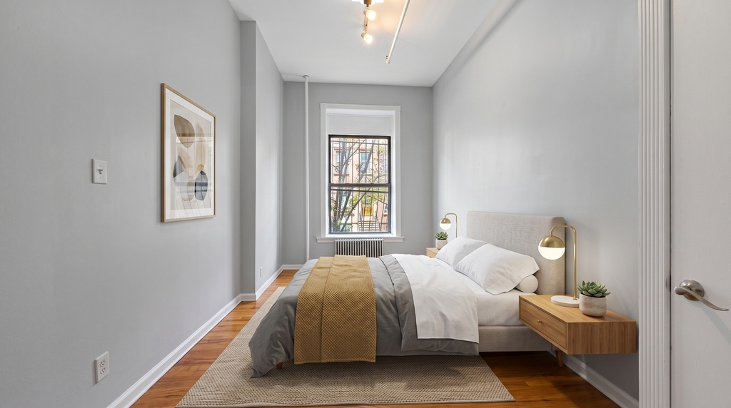 212 West 133rd Street - Photo 4