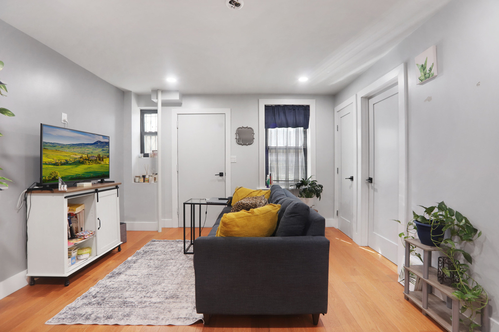 518 Lafayette Avenue - Photo 7