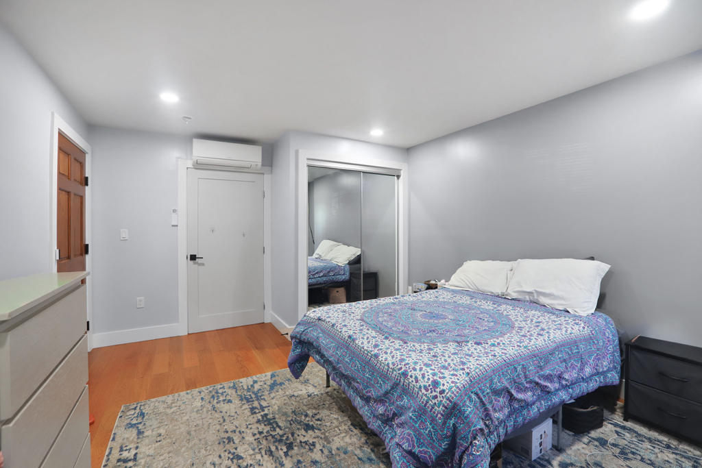 518 Lafayette Avenue - Photo 5