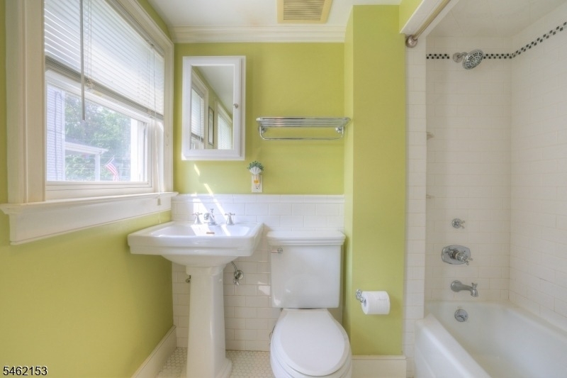 36 Ross St - Photo 16
