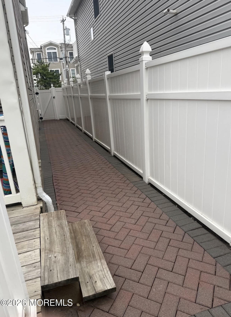 221 1st Avenue - Photo 3