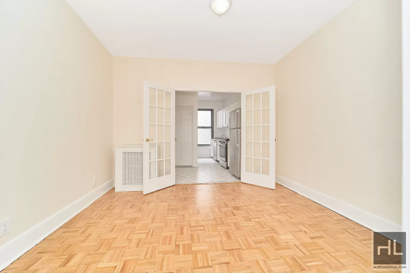 Second Avenue - Photo 1