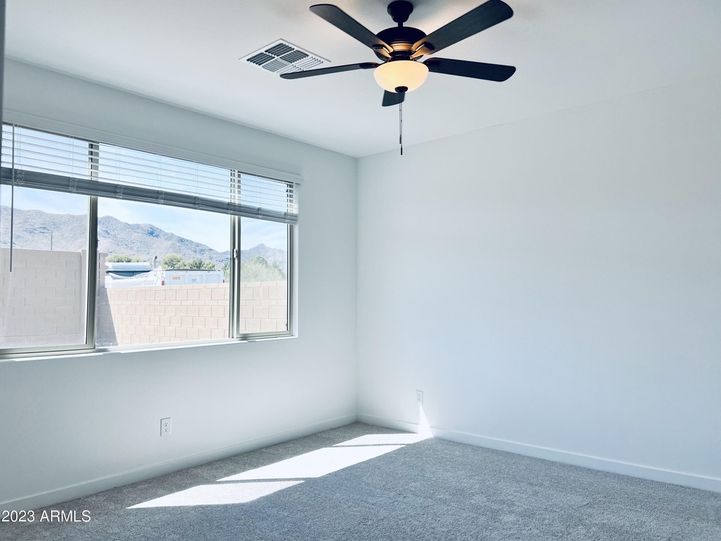 1659 W Paseo Way - Photo 12