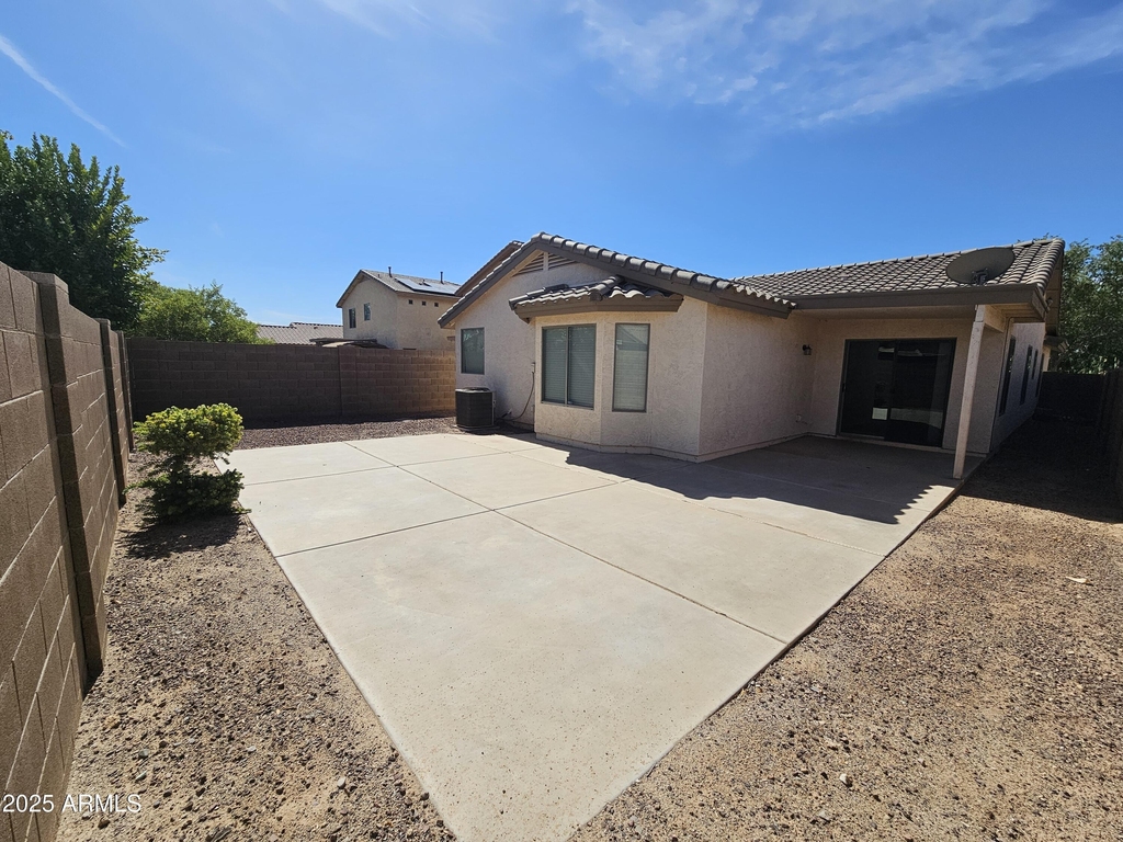 45360 W Woody Road - Photo 33