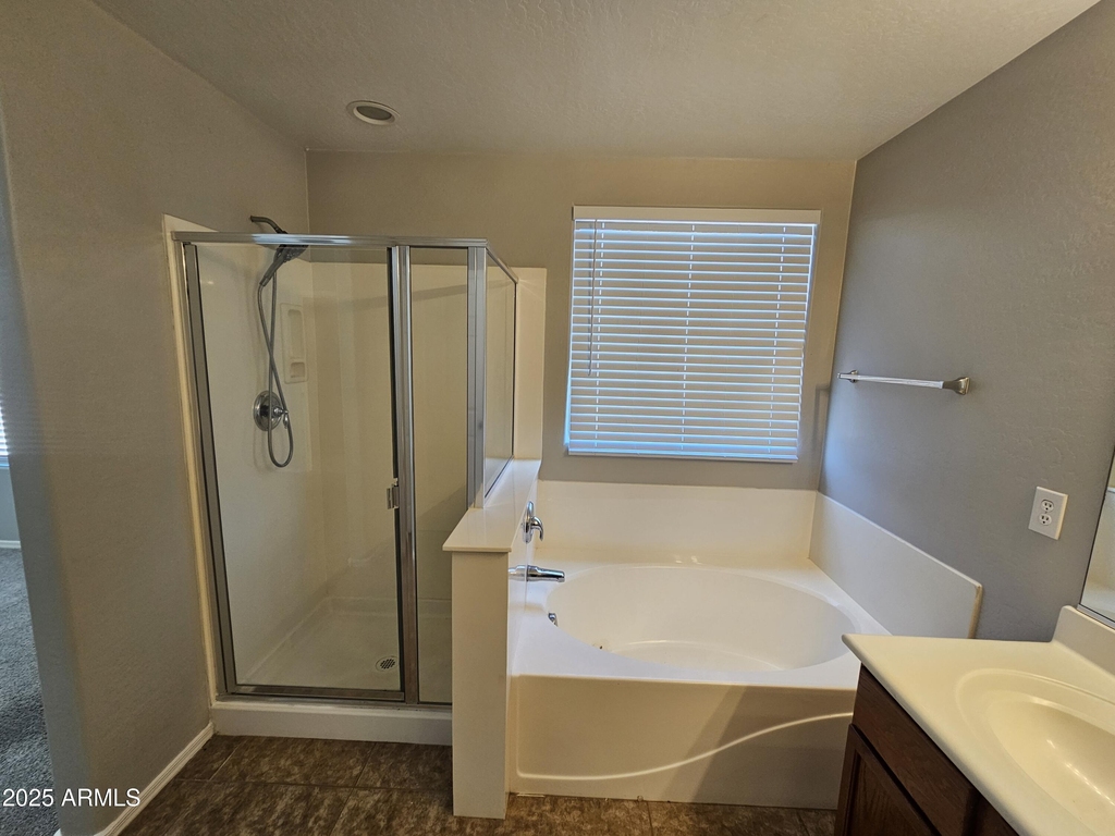 45360 W Woody Road - Photo 15
