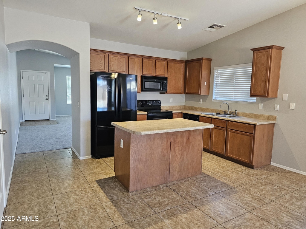 45360 W Woody Road - Photo 5