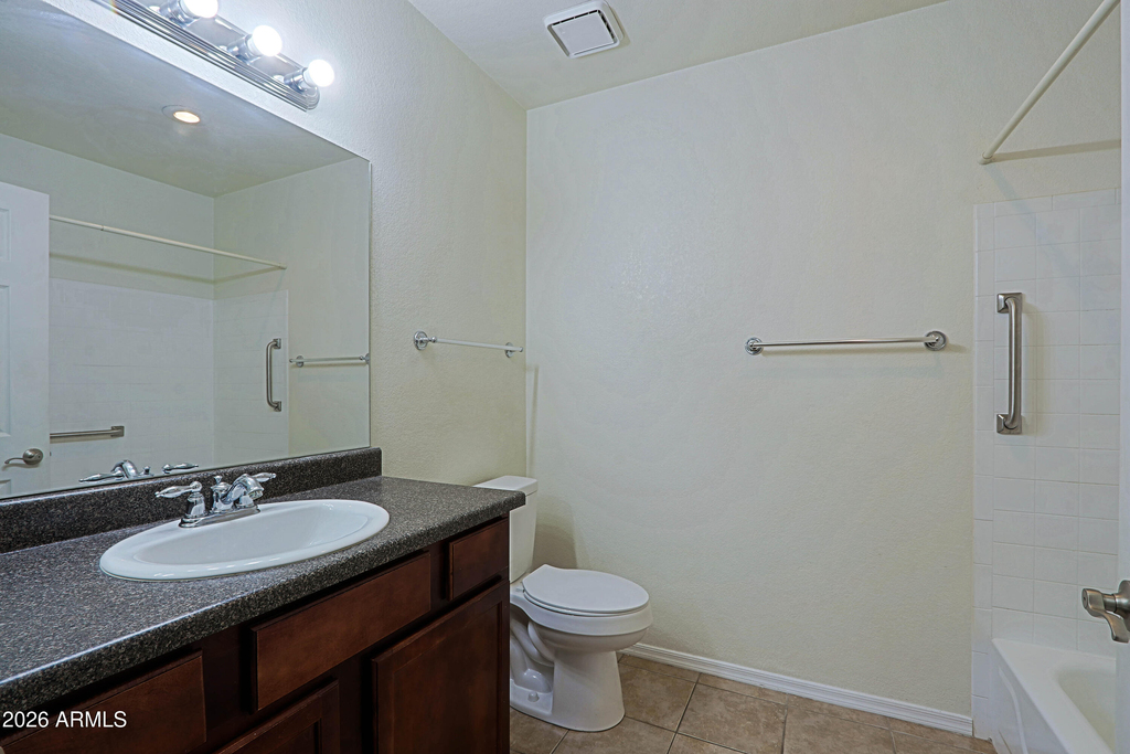 750 E Northern Avenue - Photo 8