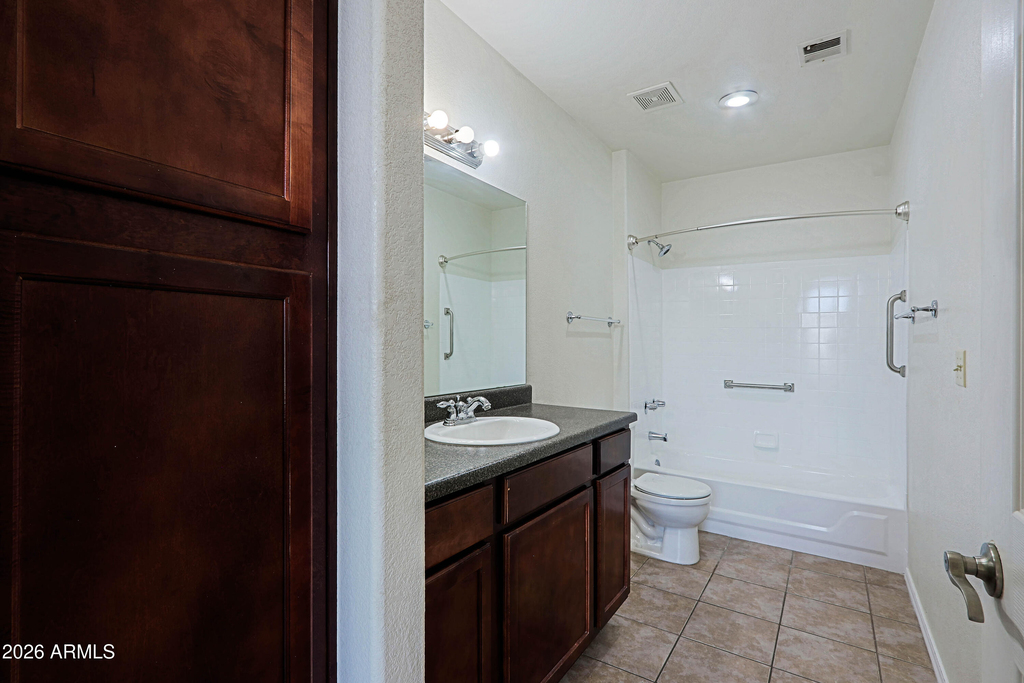 750 E Northern Avenue - Photo 6