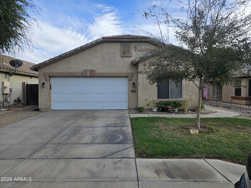 10937 E Catalina Avenue - Photo 2
