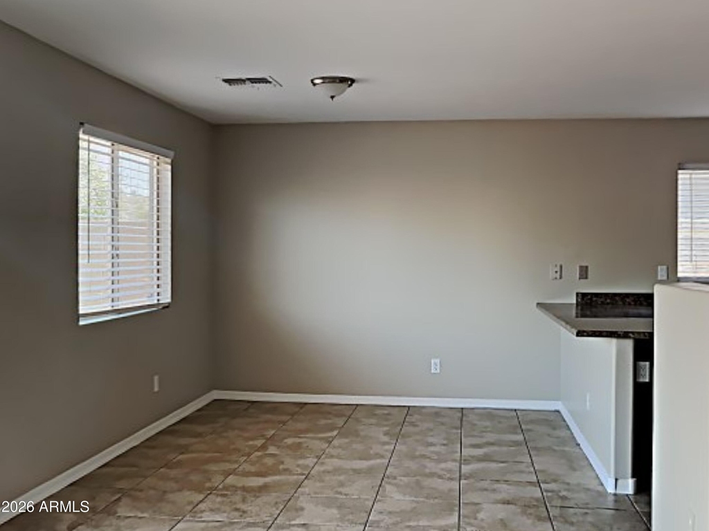 11218 W Mariposa Drive - Photo 5