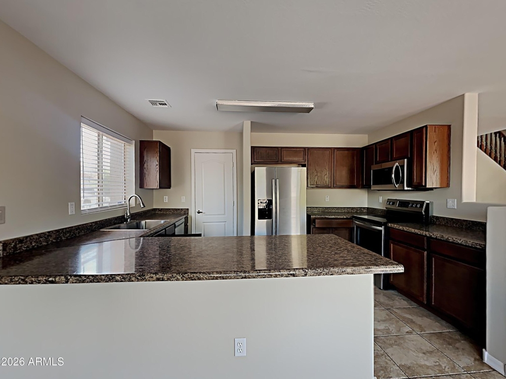 11218 W Mariposa Drive - Photo 4