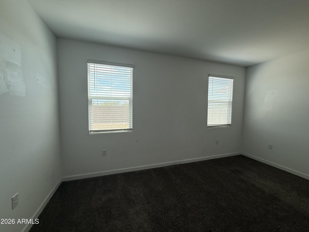 2425 W Seaver Avenue - Photo 11