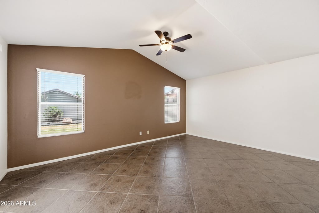 5011 W Kristal Way - Photo 4