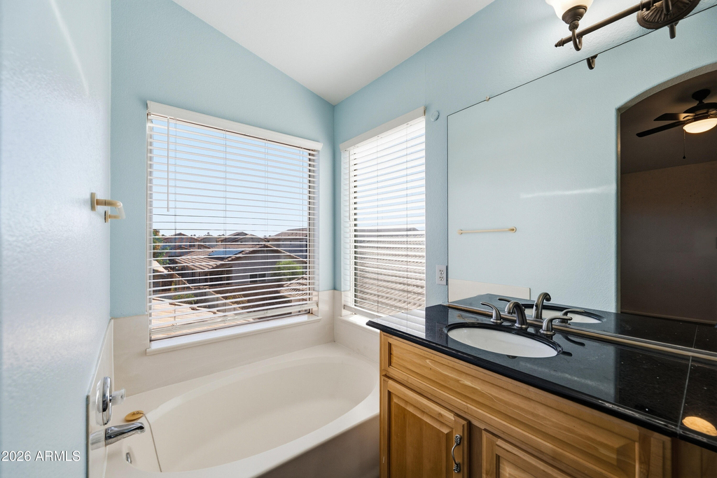 5011 W Kristal Way - Photo 15