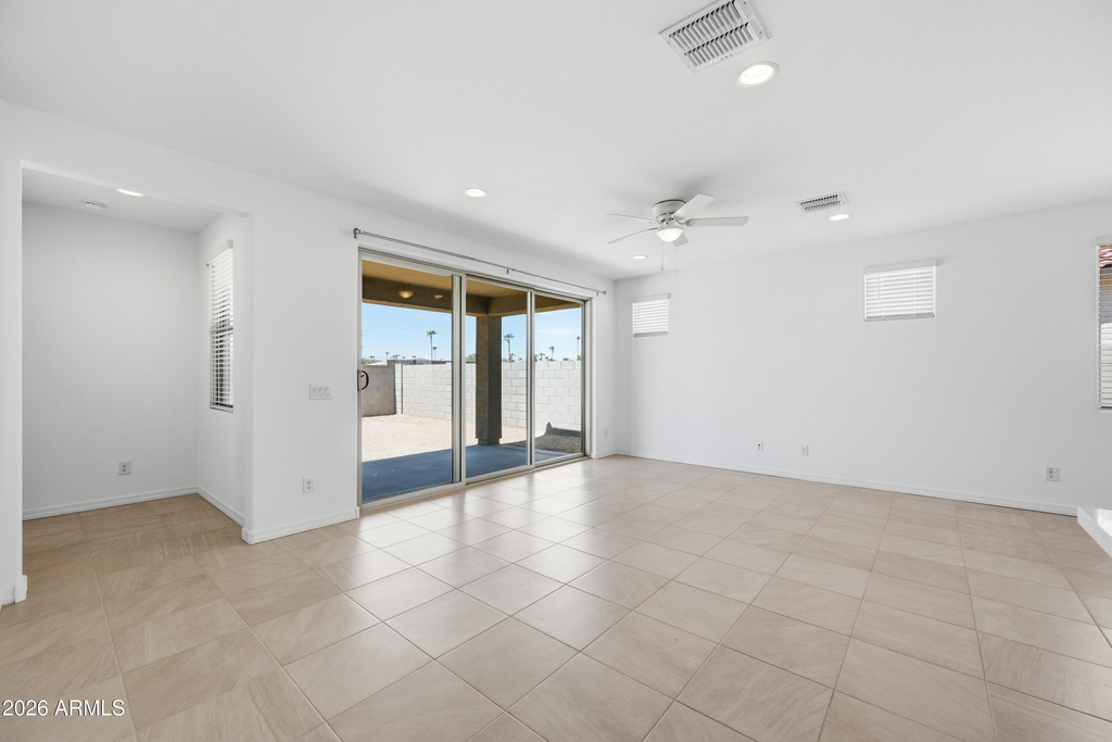 2158 S 242nd Lane - Photo 3