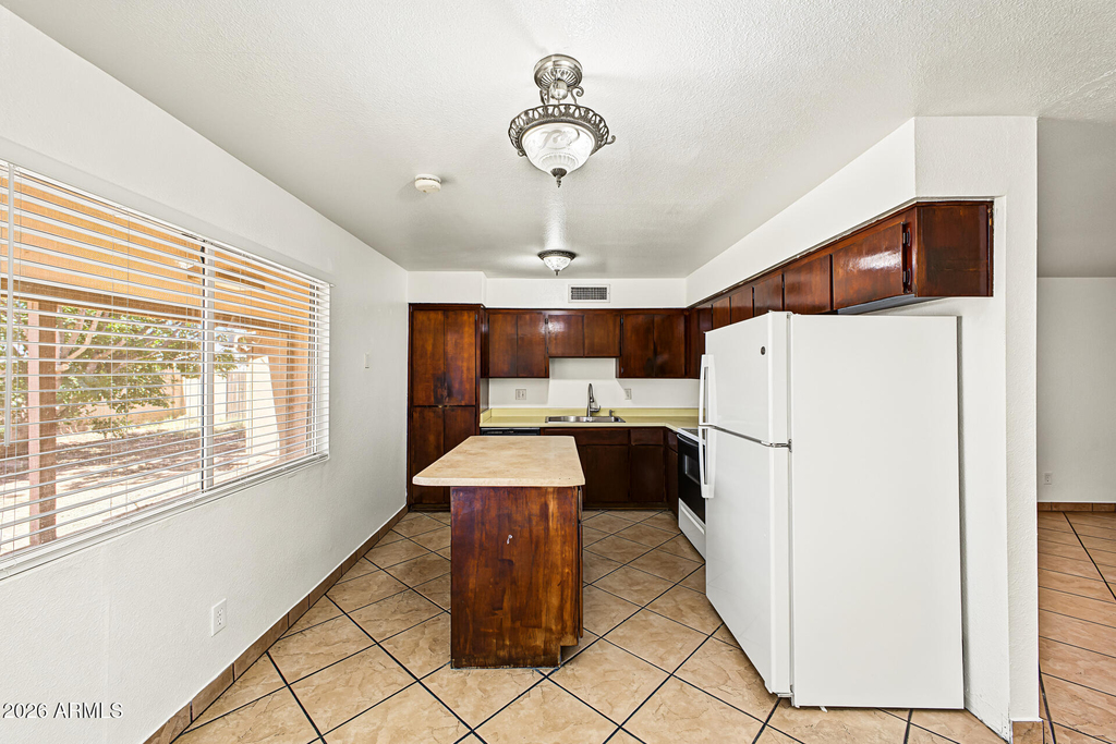 3824 N 86th Lane - Photo 7
