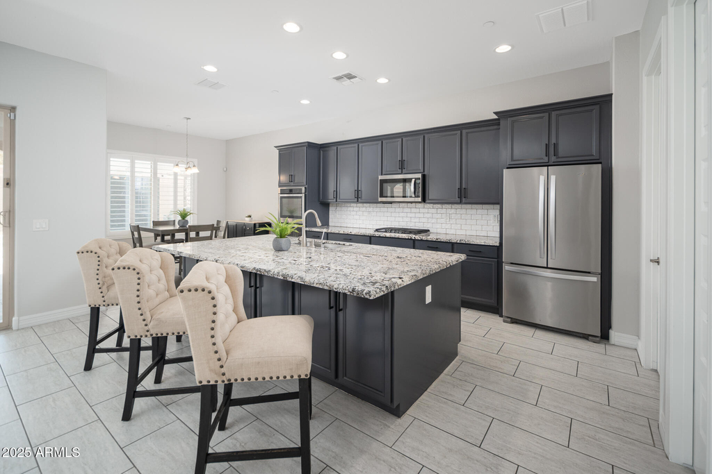 9752 W Rowel Road - Photo 10