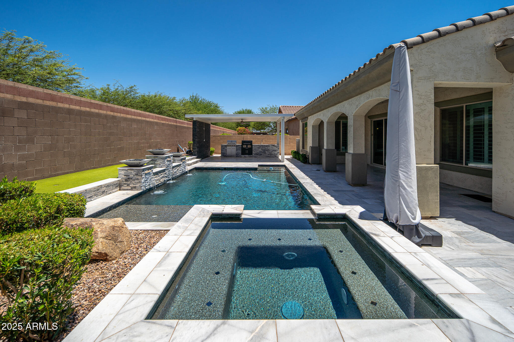 9752 W Rowel Road - Photo 37