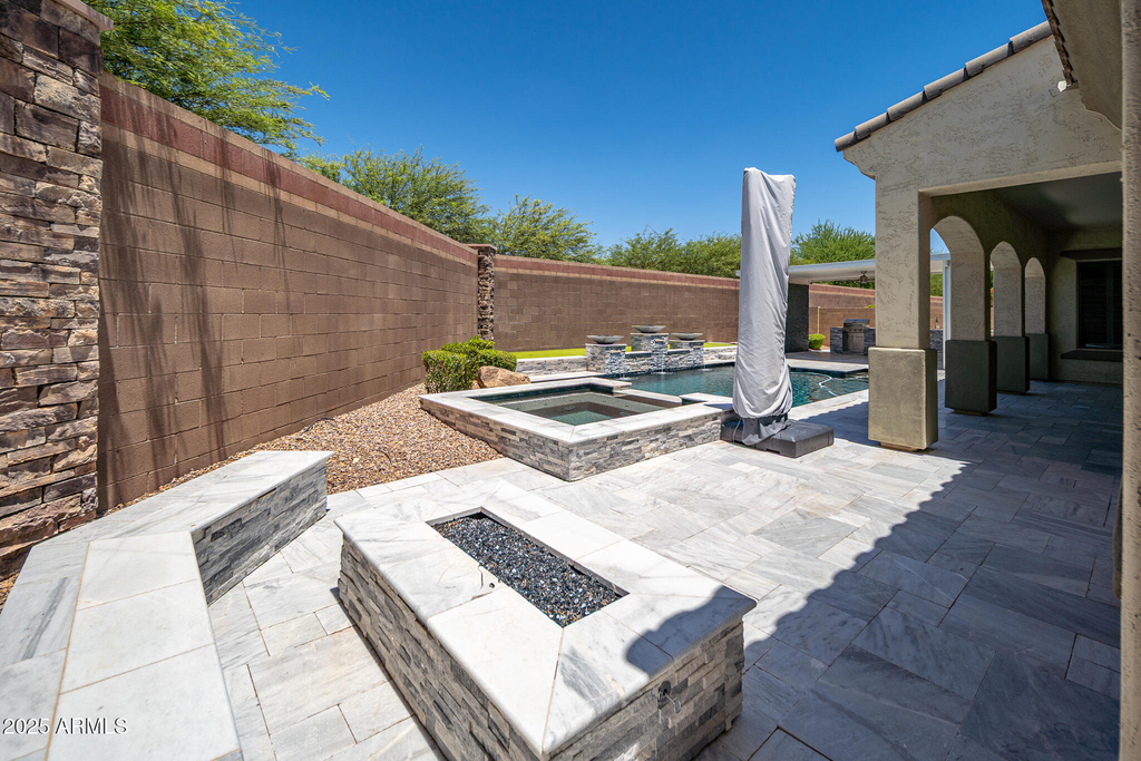 9752 W Rowel Road - Photo 36