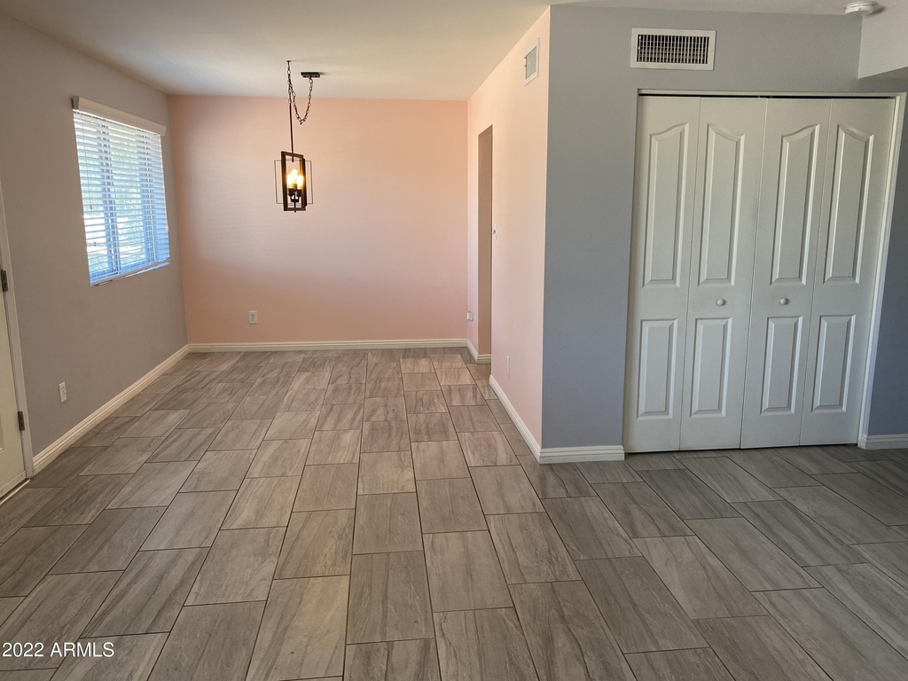 1909 W Palm Lane - Photo 3
