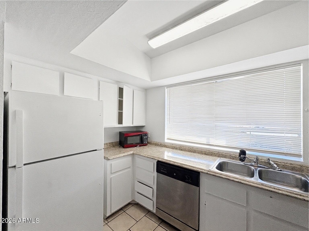 10820 N 16th Avenue - Photo 7