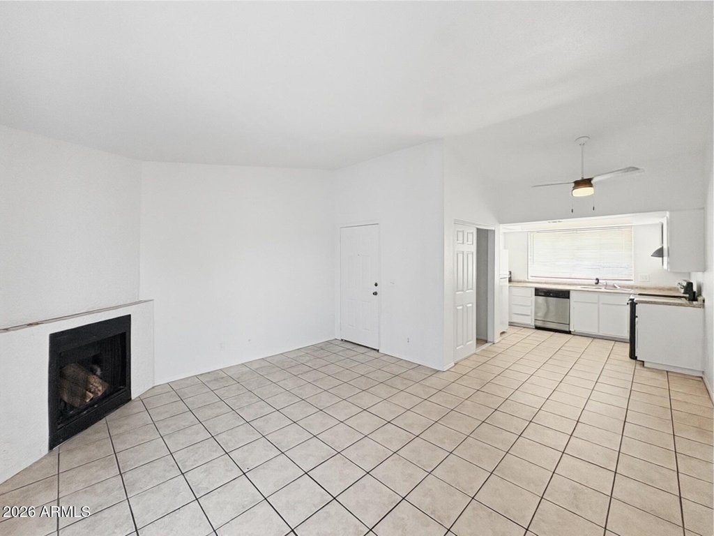10820 N 16th Avenue - Photo 4