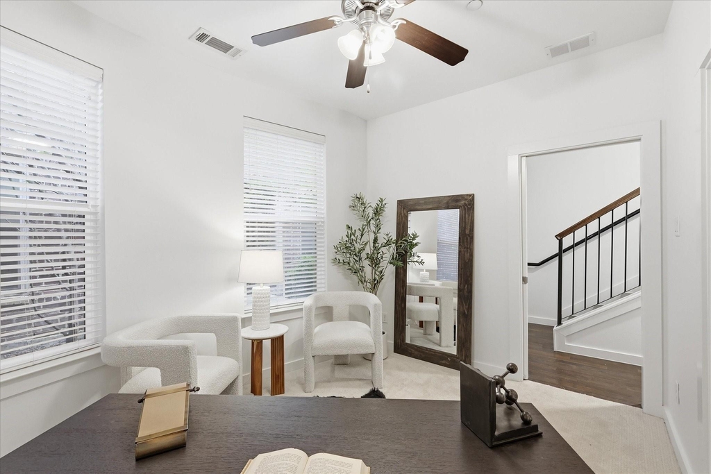 3200 Ross Avenue - Photo 5