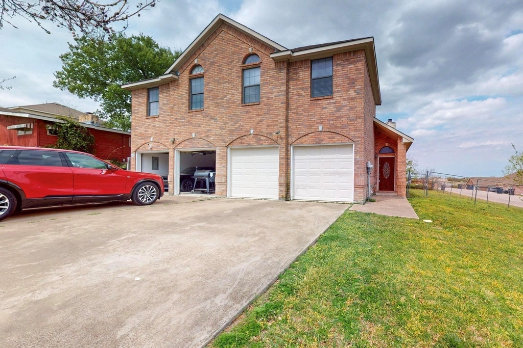 8000 Arbor Avenue - Photo 2