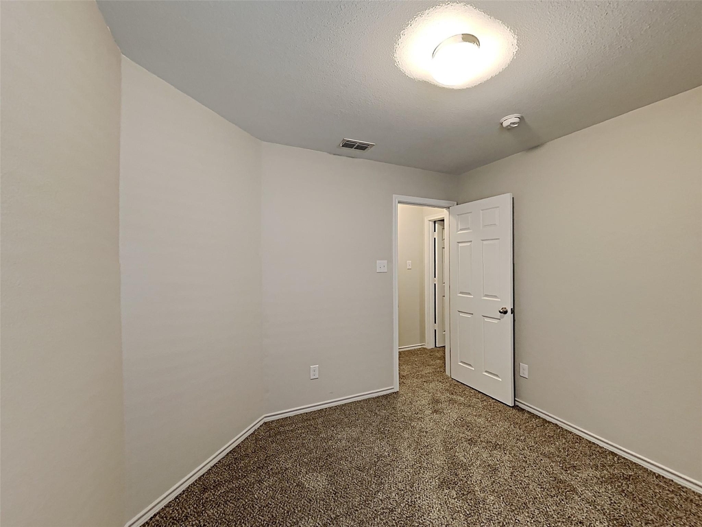 10129 Blue Bell Drive - Photo 7