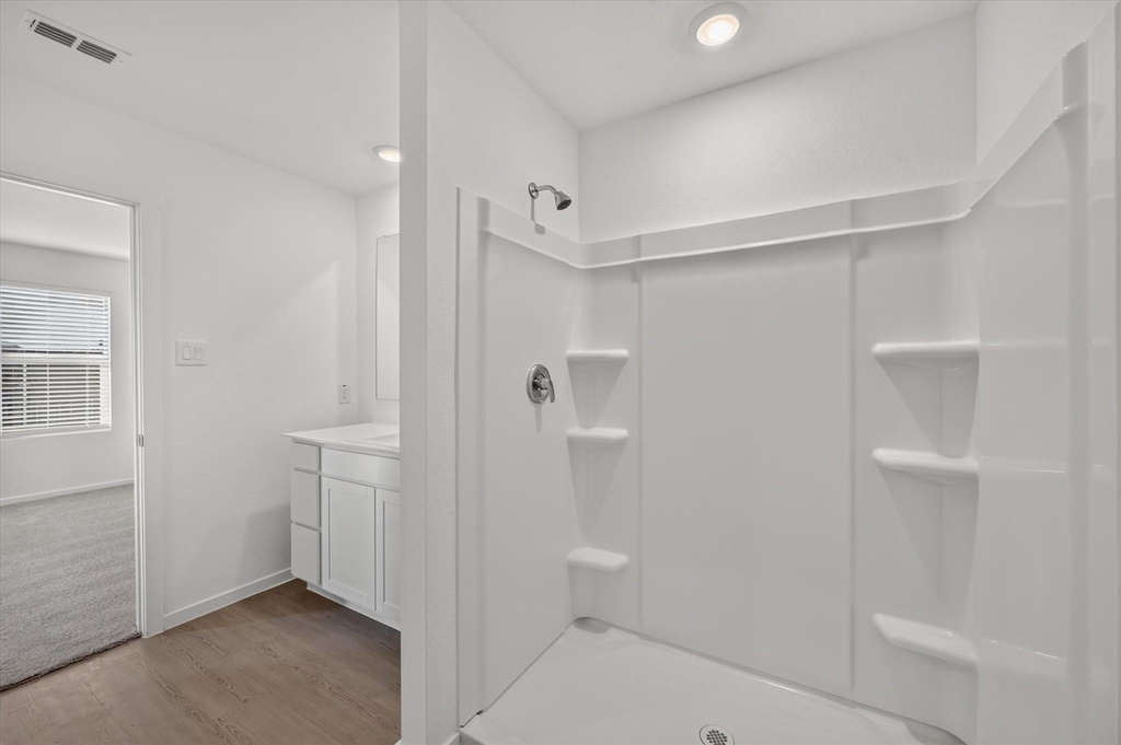 624 W Criner Street - Photo 16