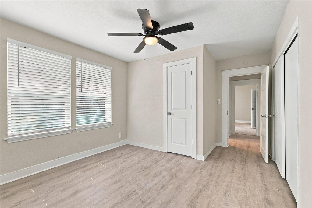 2842 Harlandale Avenue - Photo 8