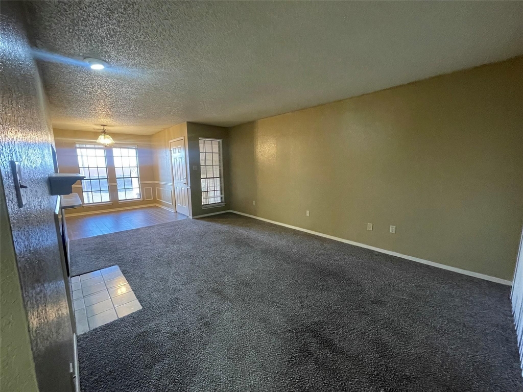 657 Ruidosa Avenue - Photo 2