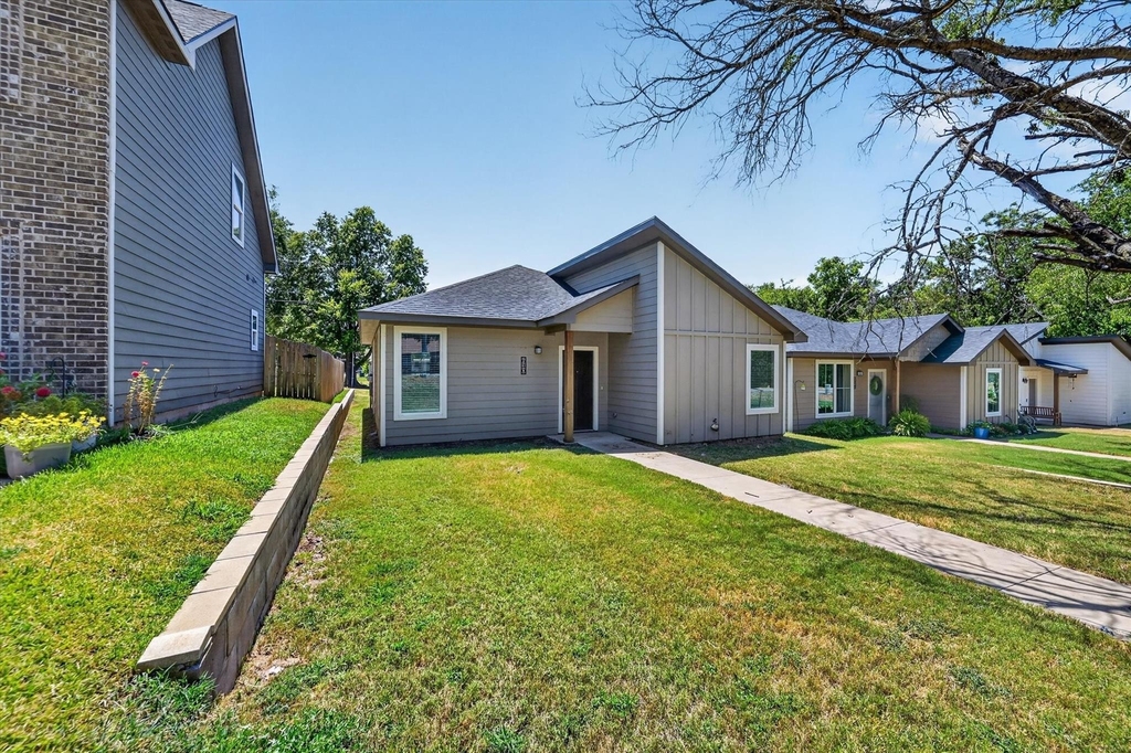 610 E Texas Street - Photo 24