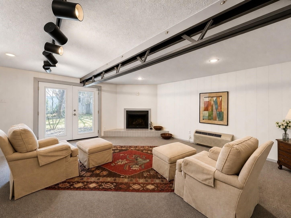 3401 Hanover Lane - Photo 5