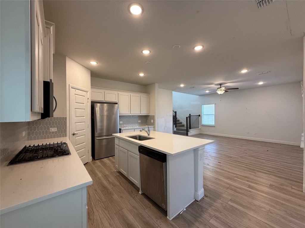 309 Boston Drive - Photo 4