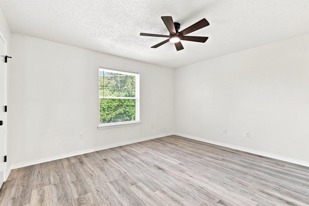 8137 Foxfire Lane - Photo 12