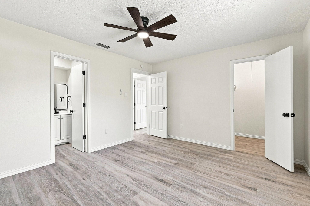 8137 Foxfire Lane - Photo 6