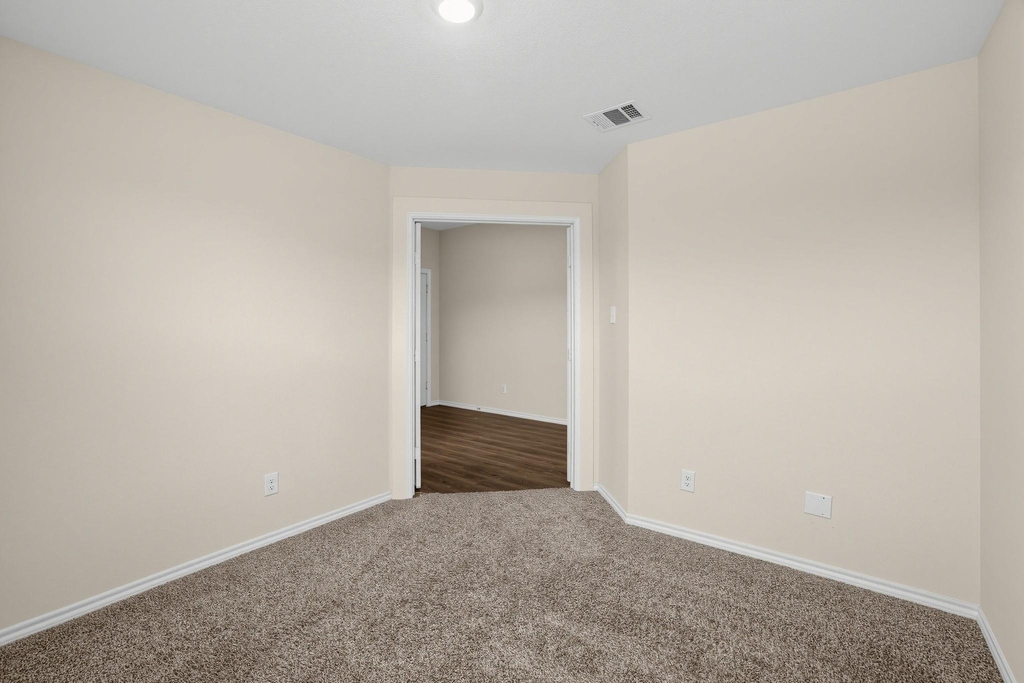 116 Sir Barton Lane - Photo 14