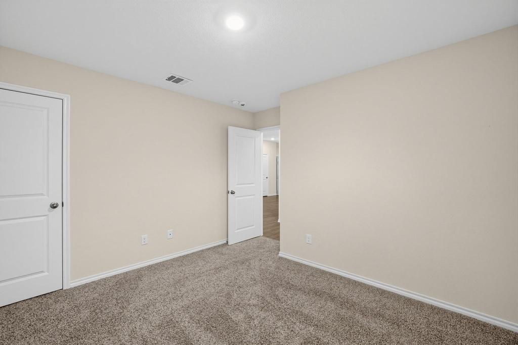 116 Sir Barton Lane - Photo 8