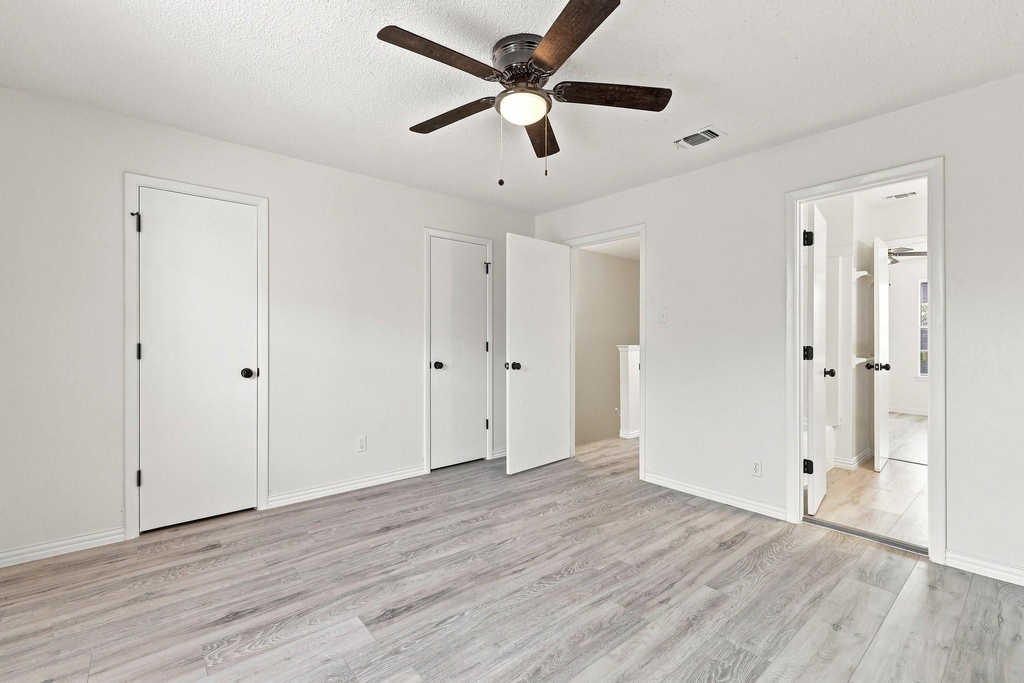 8108 Foxfire Lane - Photo 8