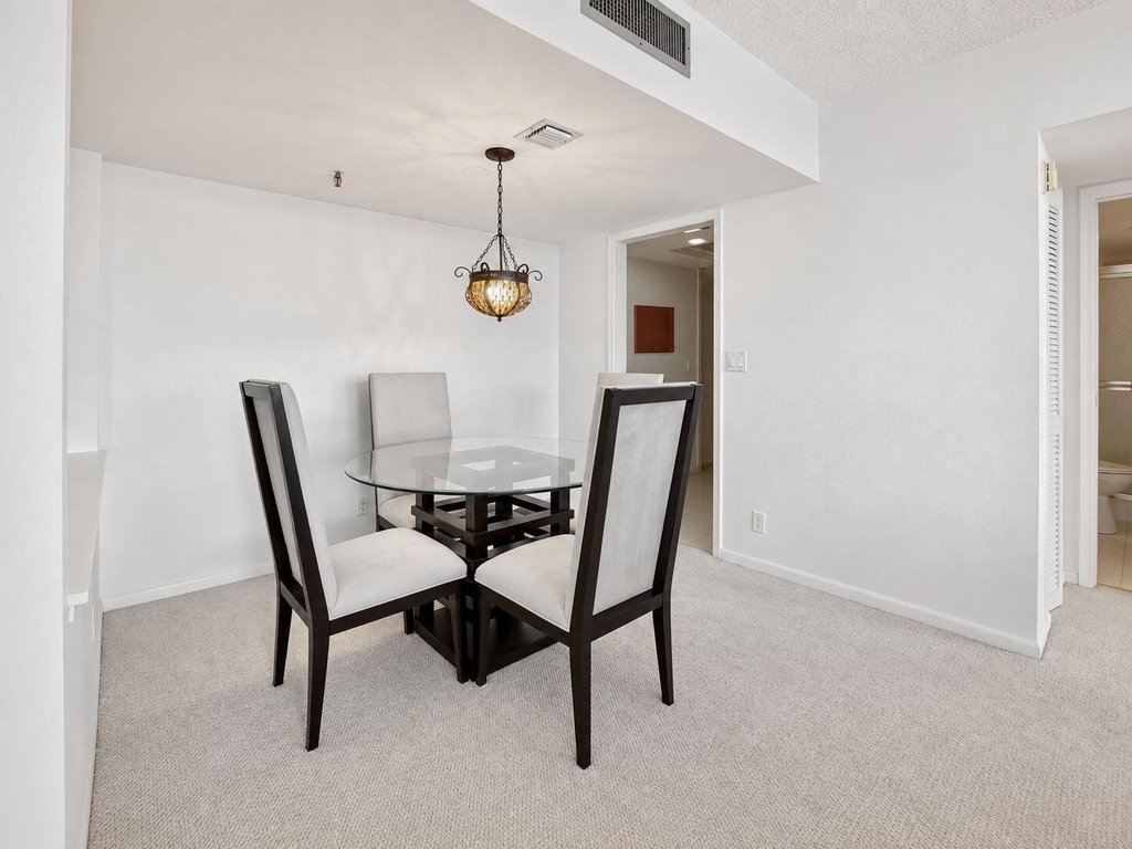 6845 Willow Wood Drive - Photo 3