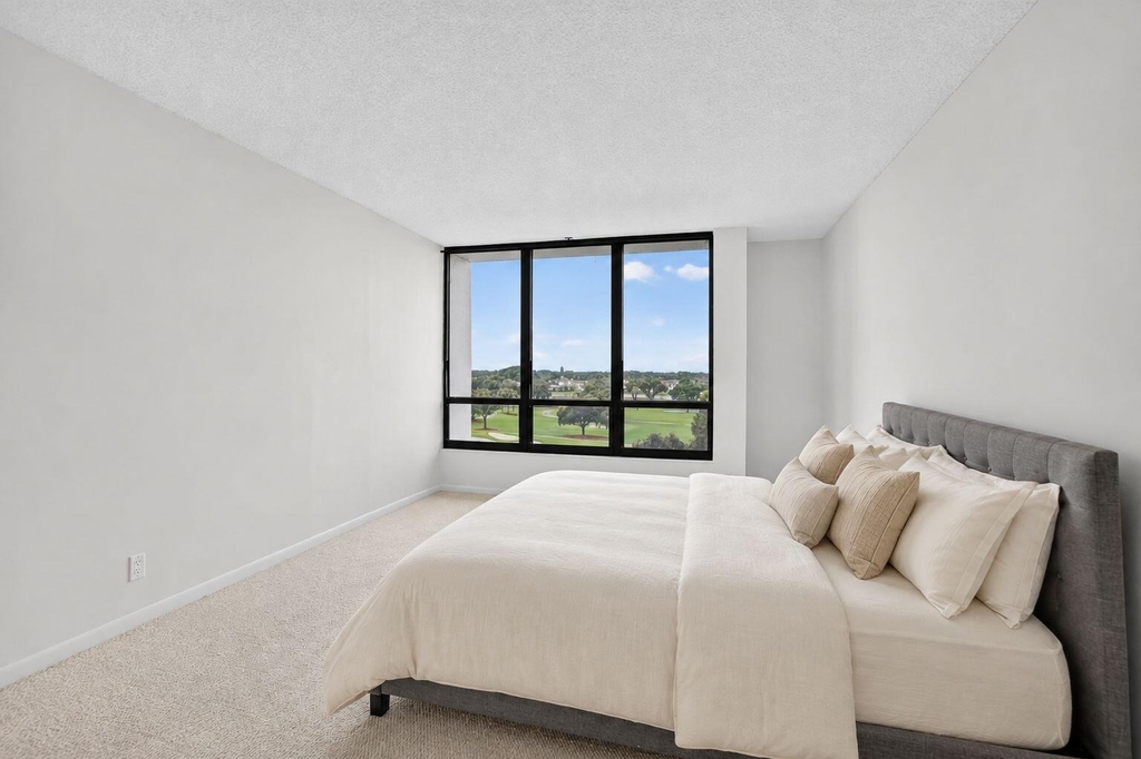6845 Willow Wood Drive - Photo 13